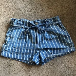 American Eagle denim/white stripe shorts